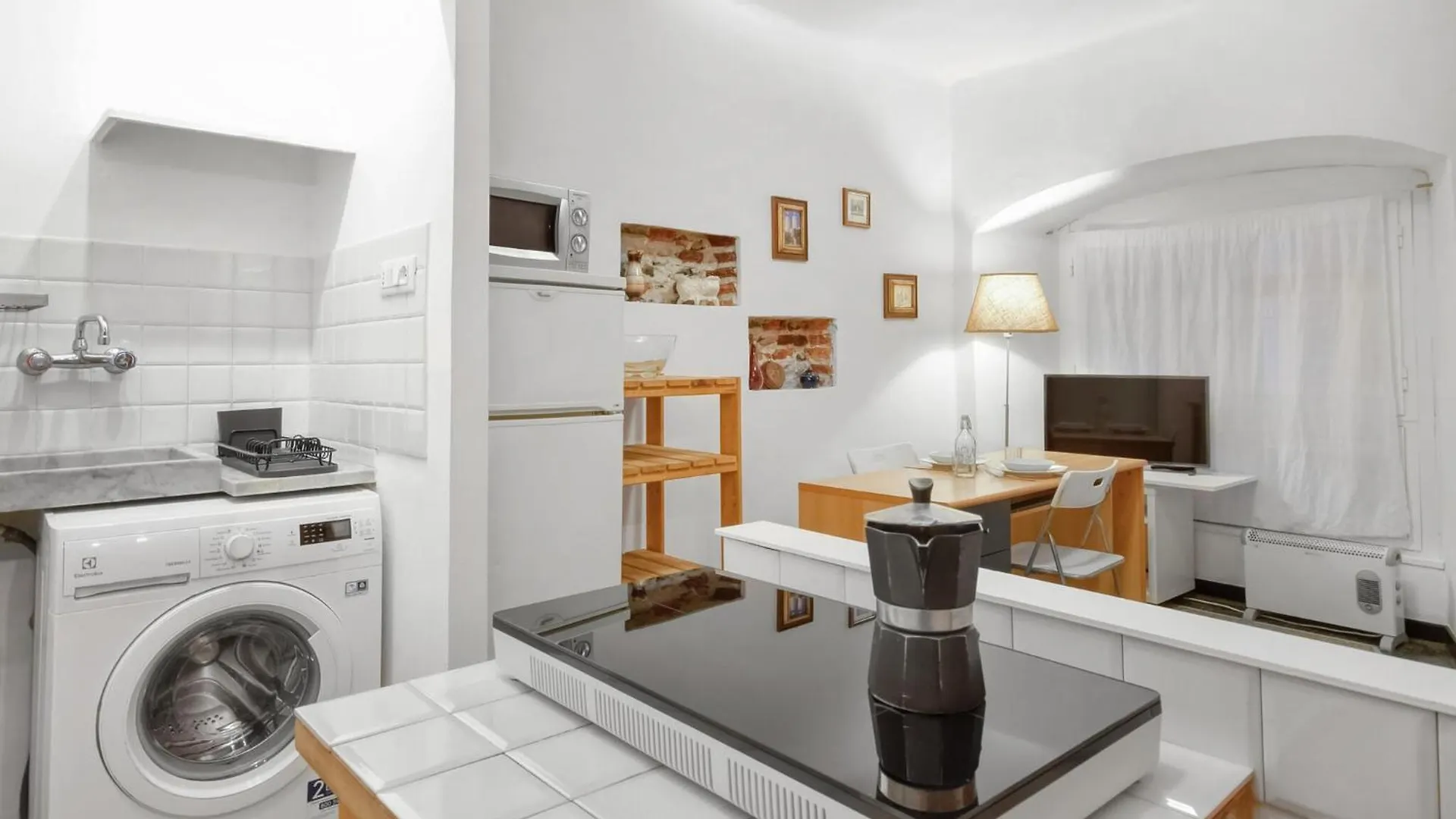 Cosy Apartment In Genova 0*, Genoa